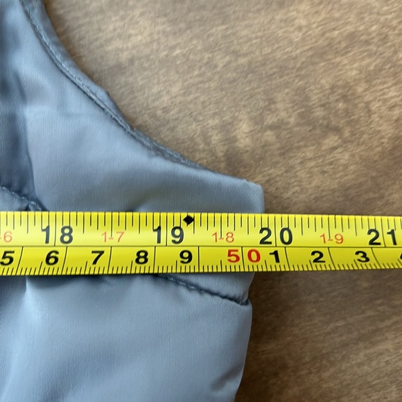 North Face NF0A2TDS Aconcagua 550 Goose Down Vest Women’s Medium Gray
B - Picture 12 of 15